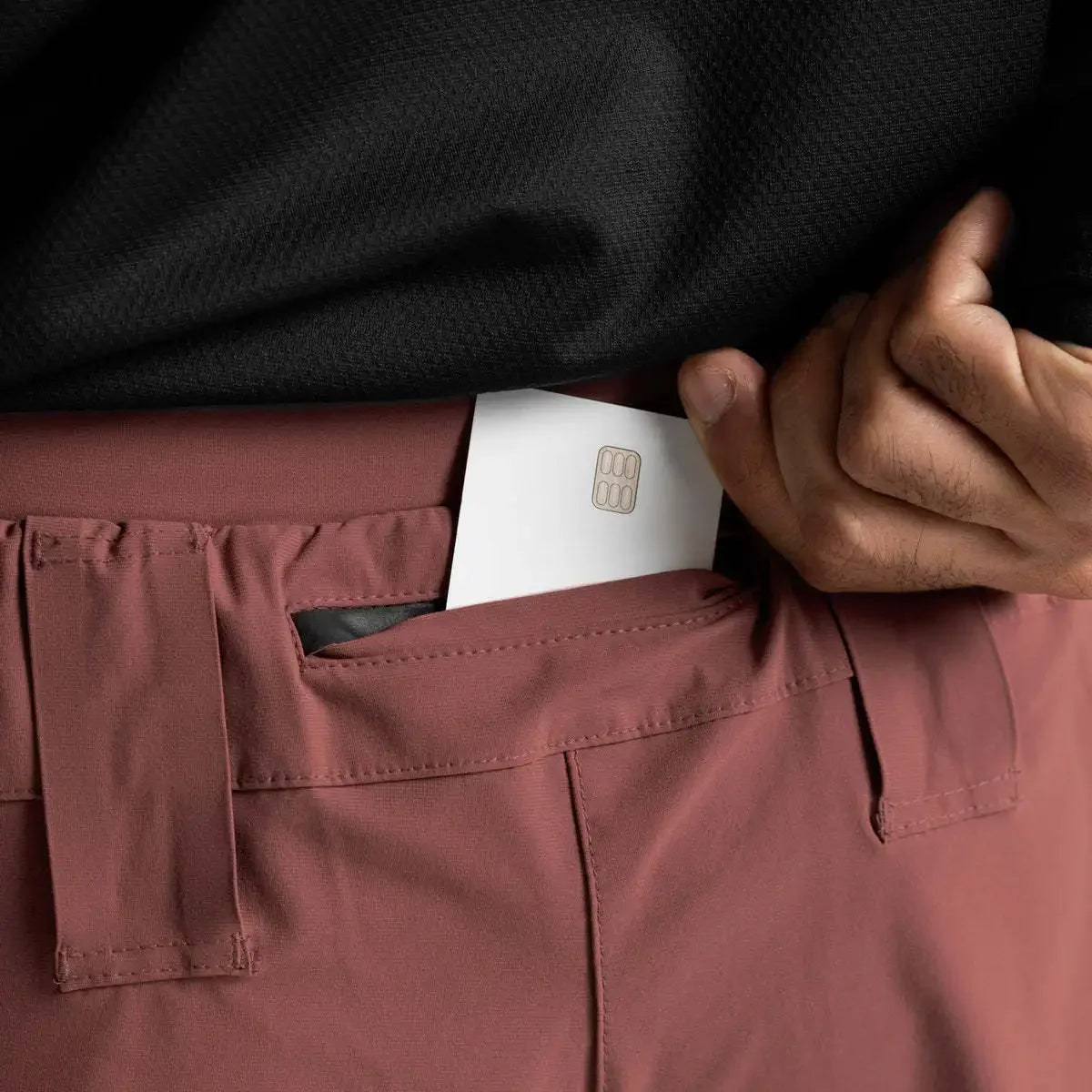 Men’s Quick-Dry Sports Shorts — Stretch Fit with Pockets